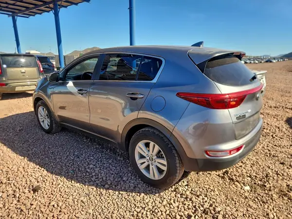 KNDPM3AC6H7087256 2017 KIA SPORTAGE - Image 2