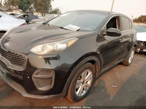 KNDPM3AC6H7118120 2017 KIA SPORTAGE - Image 2