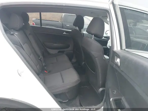 KNDPM3AC6H7125052 2017 KIA SPORTAGE - Image 8