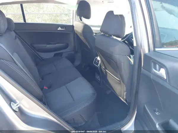 KNDPM3AC6H7137167 2017 KIA SPORTAGE - Image 8