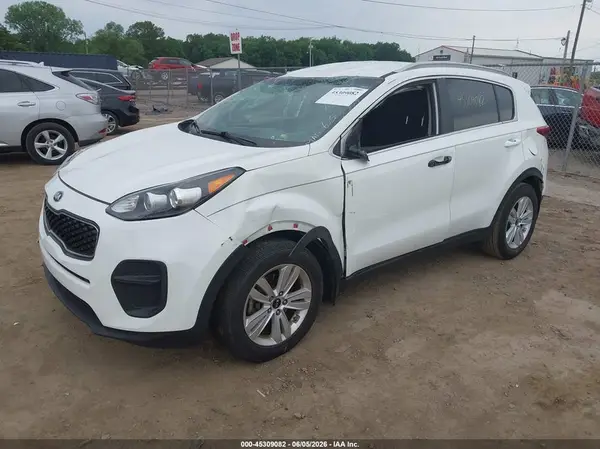 KNDPM3AC6H7137783 2017 KIA SPORTAGE - Image 2
