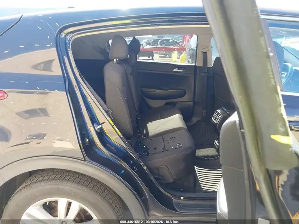 KNDPM3AC6H7157113 2017 KIA SPORTAGE - Image 8