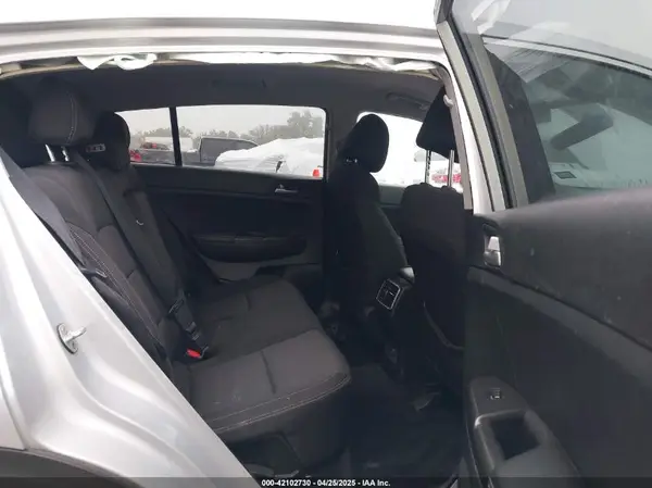 KNDPM3AC6H7166913 2017 KIA SPORTAGE - Image 8