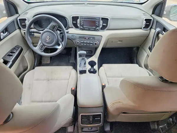 KNDPM3AC6H7174879 2017 KIA SPORTAGE - Image 8