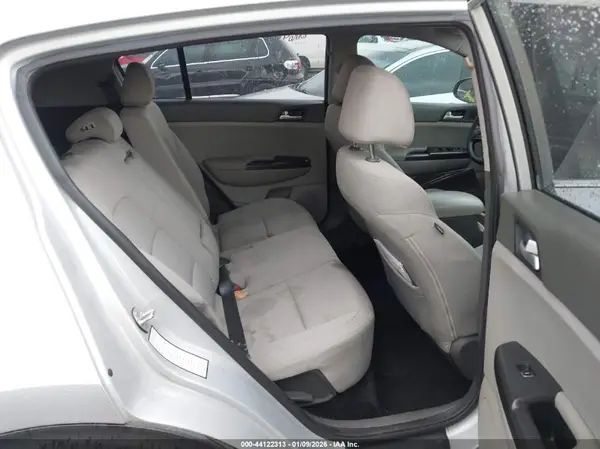 KNDPM3AC6H7206679 2017 KIA SPORTAGE - Image 8
