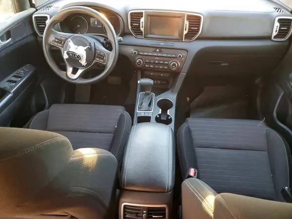 KNDPM3AC6H7224731 2017 KIA SPORTAGE - Image 8
