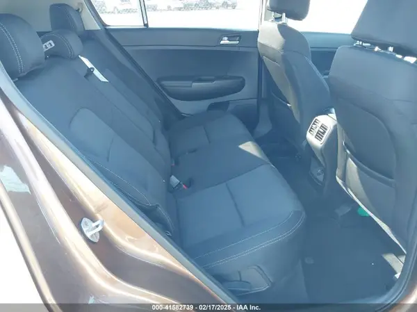 KNDPM3AC6H7231159 2017 KIA SPORTAGE - Image 8