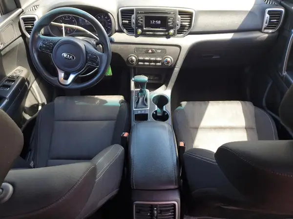 KNDPM3AC6H7240623 2017 KIA SPORTAGE - Image 8