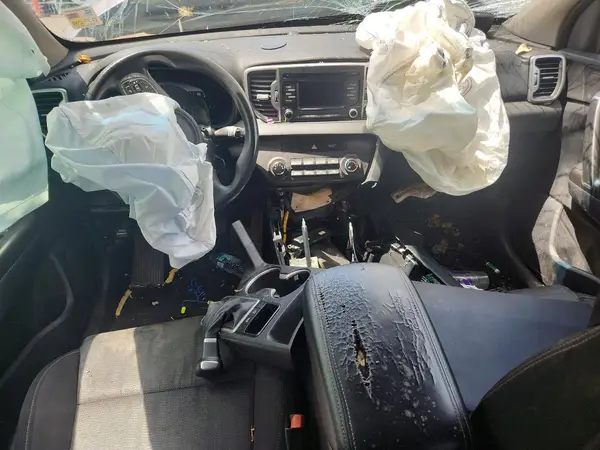 KNDPM3AC6H7247328 2017 KIA SPORTAGE - Image 8