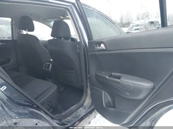 KNDPM3AC6J7306559 2018 KIA SPORTAGE - Image 8