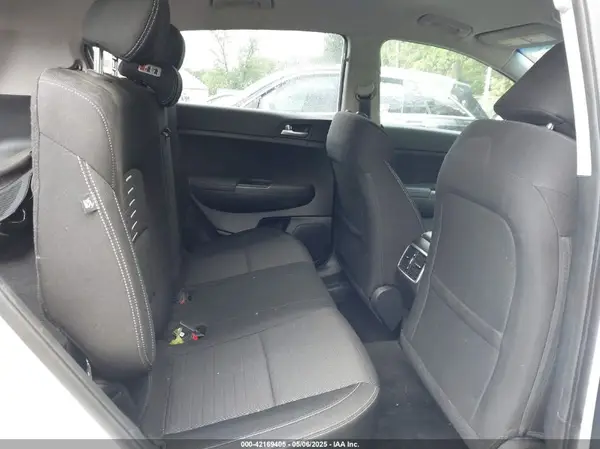 KNDPM3AC6J7308084 2018 KIA SPORTAGE - Image 8