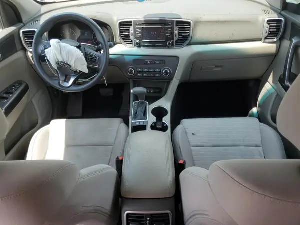 KNDPM3AC6J7310675 2018 KIA SPORTAGE - Image 8