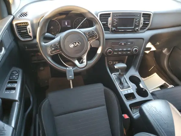 KNDPM3AC6J7333146 2018 KIA SPORTAGE - Image 8