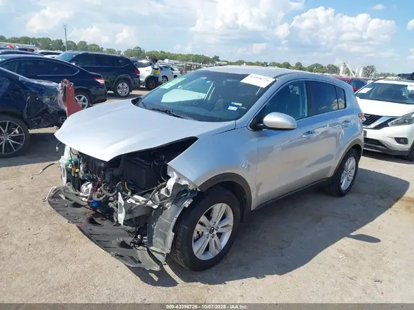 KNDPM3AC6J7348049 2018 KIA SPORTAGE - Image 2