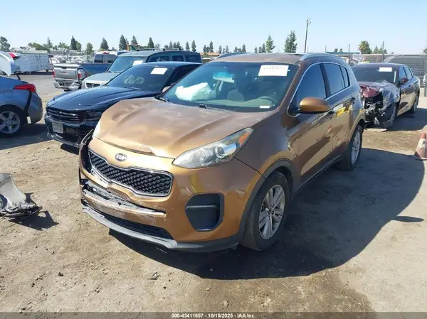 KNDPM3AC6J7353929 2018 KIA SPORTAGE - Image 2