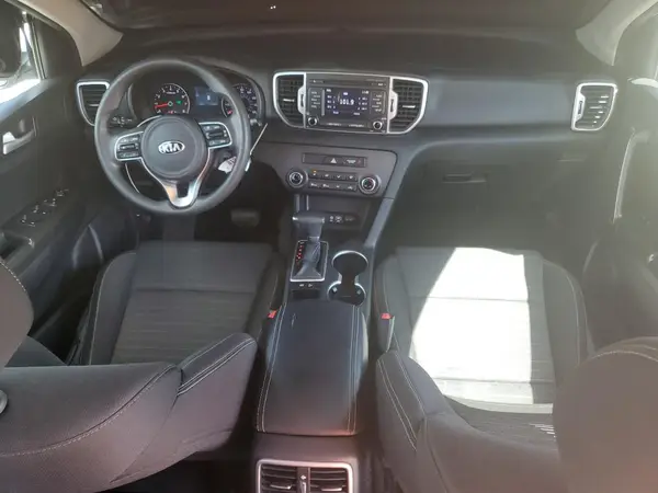 KNDPM3AC6J7360217 2018 KIA SPORTAGE - Image 8