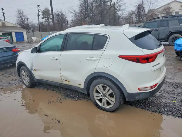 KNDPM3AC6J7380208 2018 KIA SPORTAGE - Image 2