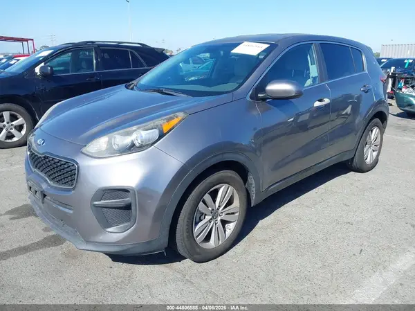 KNDPM3AC6J7412820 2018 KIA SPORTAGE - Image 2