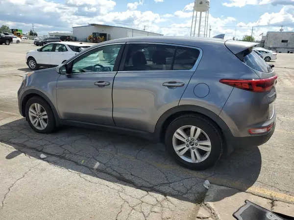 KNDPM3AC6J7422831 2018 KIA SPORTAGE - Image 2