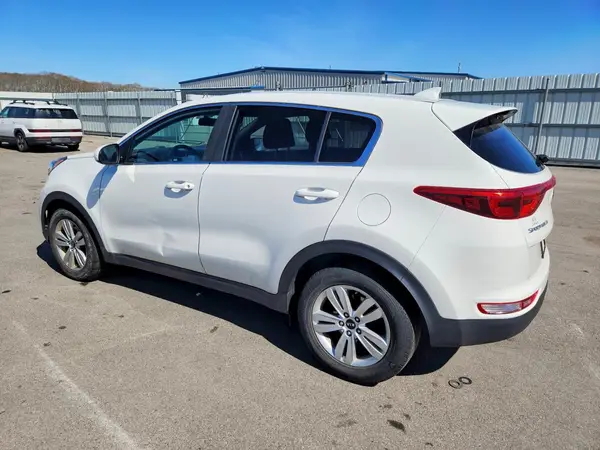 KNDPM3AC6J7445171 2018 KIA SPORTAGE - Image 2