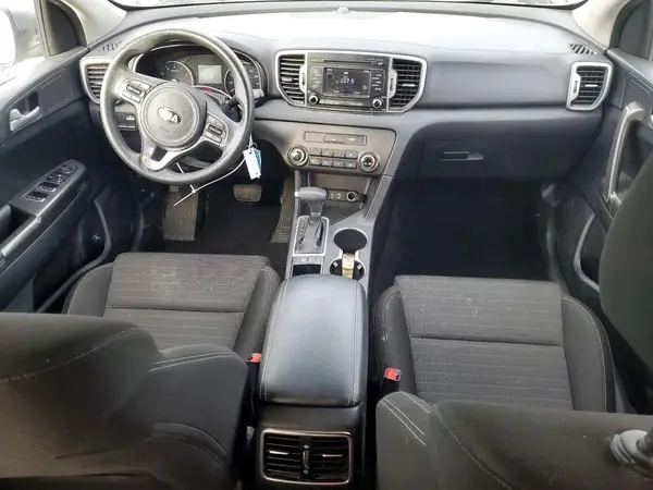 KNDPM3AC6J7450208 2018 KIA SPORTAGE - Image 8