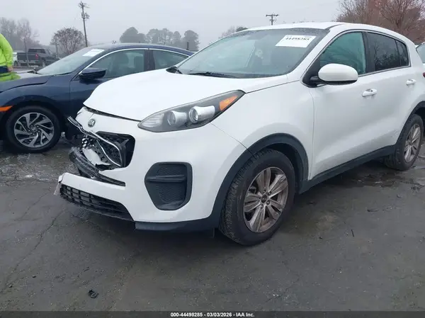 KNDPM3AC6J7451066 2018 KIA SPORTAGE - Image 2
