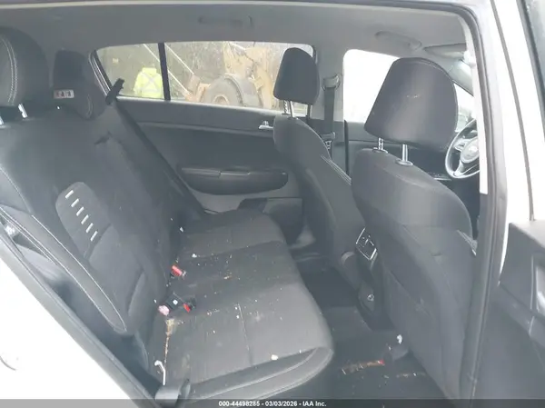KNDPM3AC6J7451066 2018 KIA SPORTAGE - Image 8