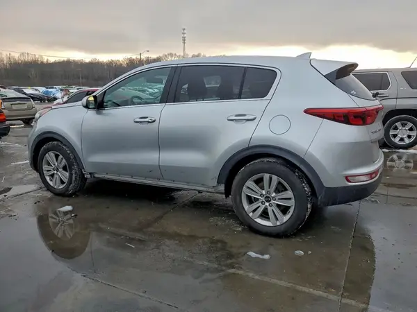 KNDPM3AC6J7453125 2018 KIA SPORTAGE - Image 2