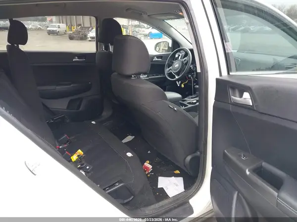 KNDPM3AC6J7455165 2018 KIA SPORTAGE - Image 8