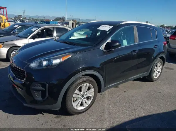 KNDPM3AC6J7459197 2018 KIA SPORTAGE - Image 2