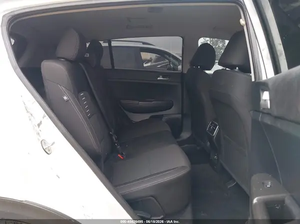 KNDPM3AC6J7463430 2018 KIA SPORTAGE - Image 8