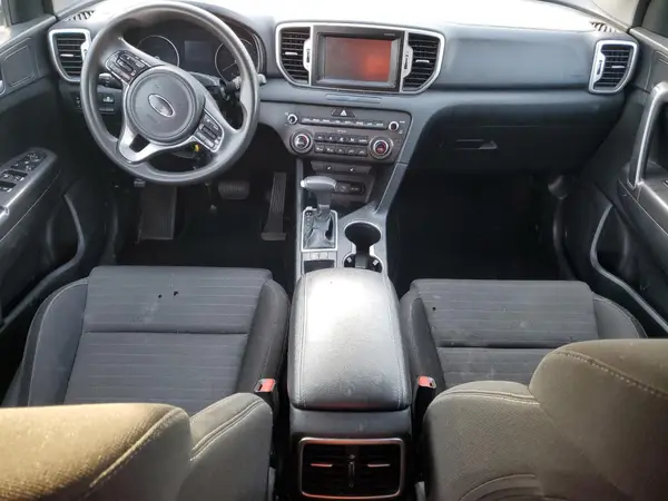KNDPM3AC6J7464996 2018 KIA SPORTAGE - Image 8