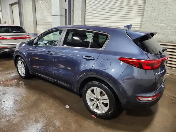 KNDPM3AC6J7482012 2018 KIA SPORTAGE - Image 2