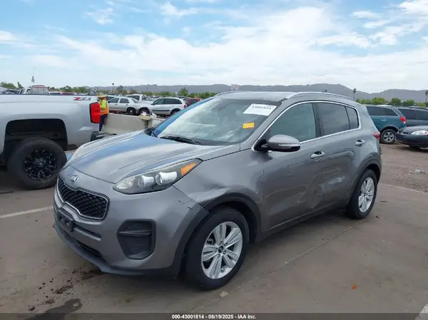 KNDPM3AC6J7484035 2018 KIA SPORTAGE - Image 2