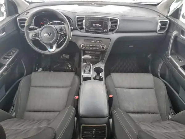 KNDPM3AC6J7485380 2018 KIA SPORTAGE - Image 8