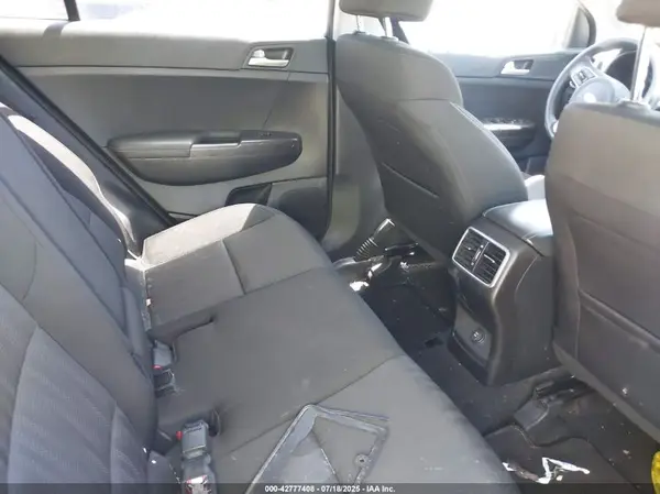 KNDPM3AC6K7550102 2019 KIA SPORTAGE - Image 8
