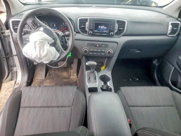 KNDPM3AC6K7557440 2019 KIA SPORTAGE - Image 8
