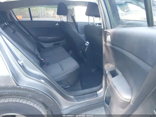 KNDPM3AC6K7561732 2019 KIA SPORTAGE - Image 8