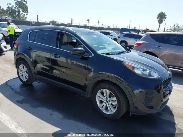 KNDPM3AC6K7592138 2019 KIA SPORTAGE - Image 1