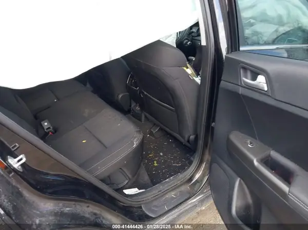 KNDPM3AC6M7845686 2021 KIA SPORTAGE - Image 8