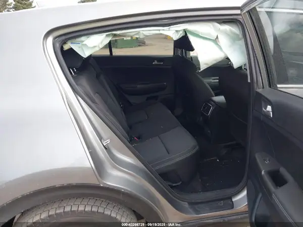 KNDPM3AC6M7899134 2021 KIA SPORTAGE - Image 8