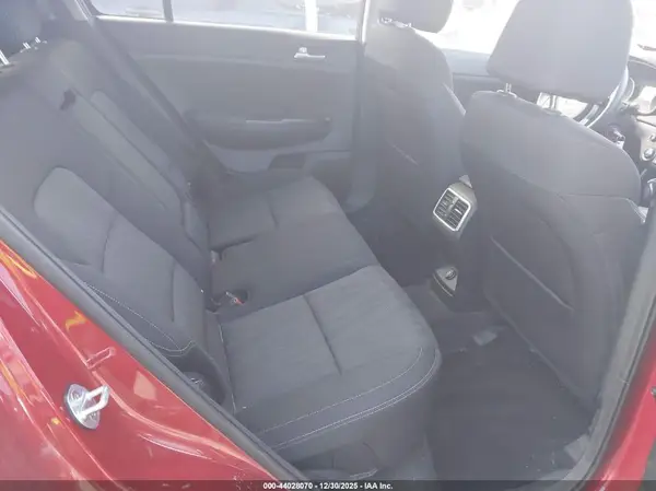 KNDPM3AC6M7917261 2021 KIA SPORTAGE - Image 8