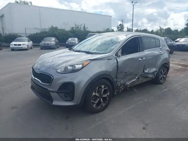 KNDPM3AC6N7967997 2022 KIA SPORTAGE - Image 2