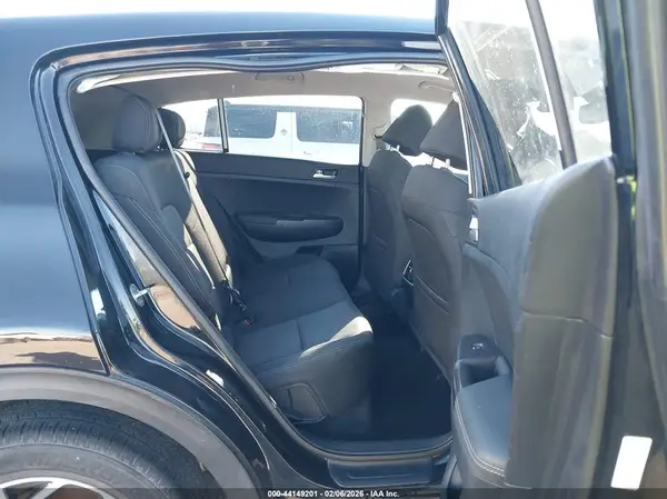 KNDPM3AC6N7990597 2022 KIA SPORTAGE - Image 8