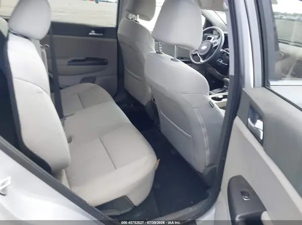KNDPM3AC7H7043380 2017 KIA SPORTAGE - Image 8