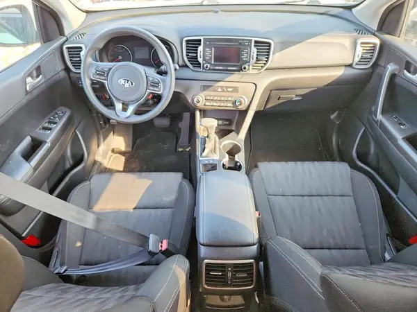 KNDPM3AC7H7059725 2017 KIA SPORTAGE - Image 8