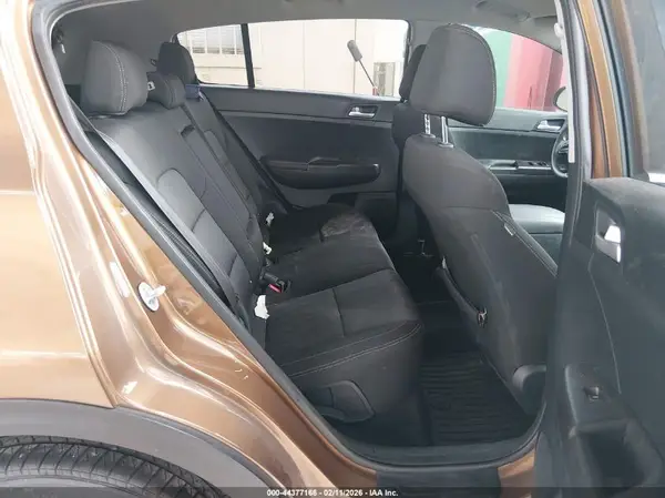 KNDPM3AC7H7077402 2017 KIA SPORTAGE - Image 8