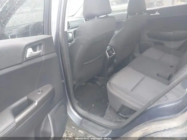 KNDPM3AC7H7140689 2017 KIA SPORTAGE - Image 8