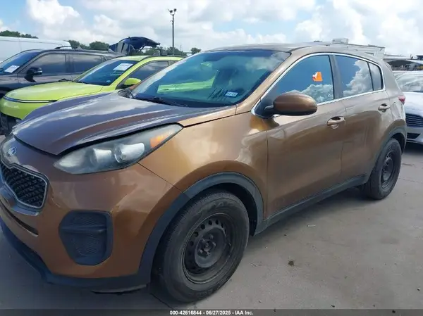 KNDPM3AC7H7142880 2017 KIA SPORTAGE - Image 2