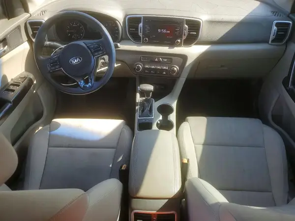 KNDPM3AC7H7152776 2017 KIA SPORTAGE - Image 8